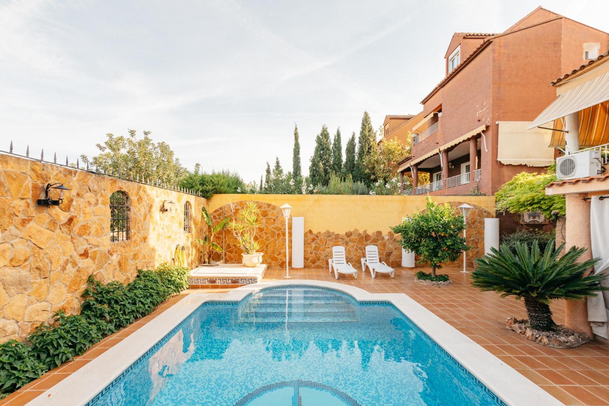 Chalet, Villa Rodeada De Naturaleza Piscina A Doce Klm De Valencia Y 7 Del Aeropuerto Zewnętrze zdjęcie