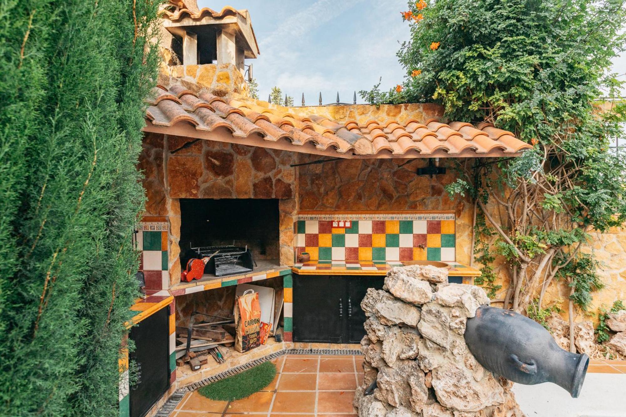 Chalet, Villa Rodeada De Naturaleza Piscina A Doce Klm De Valencia Y 7 Del Aeropuerto Zewnętrze zdjęcie