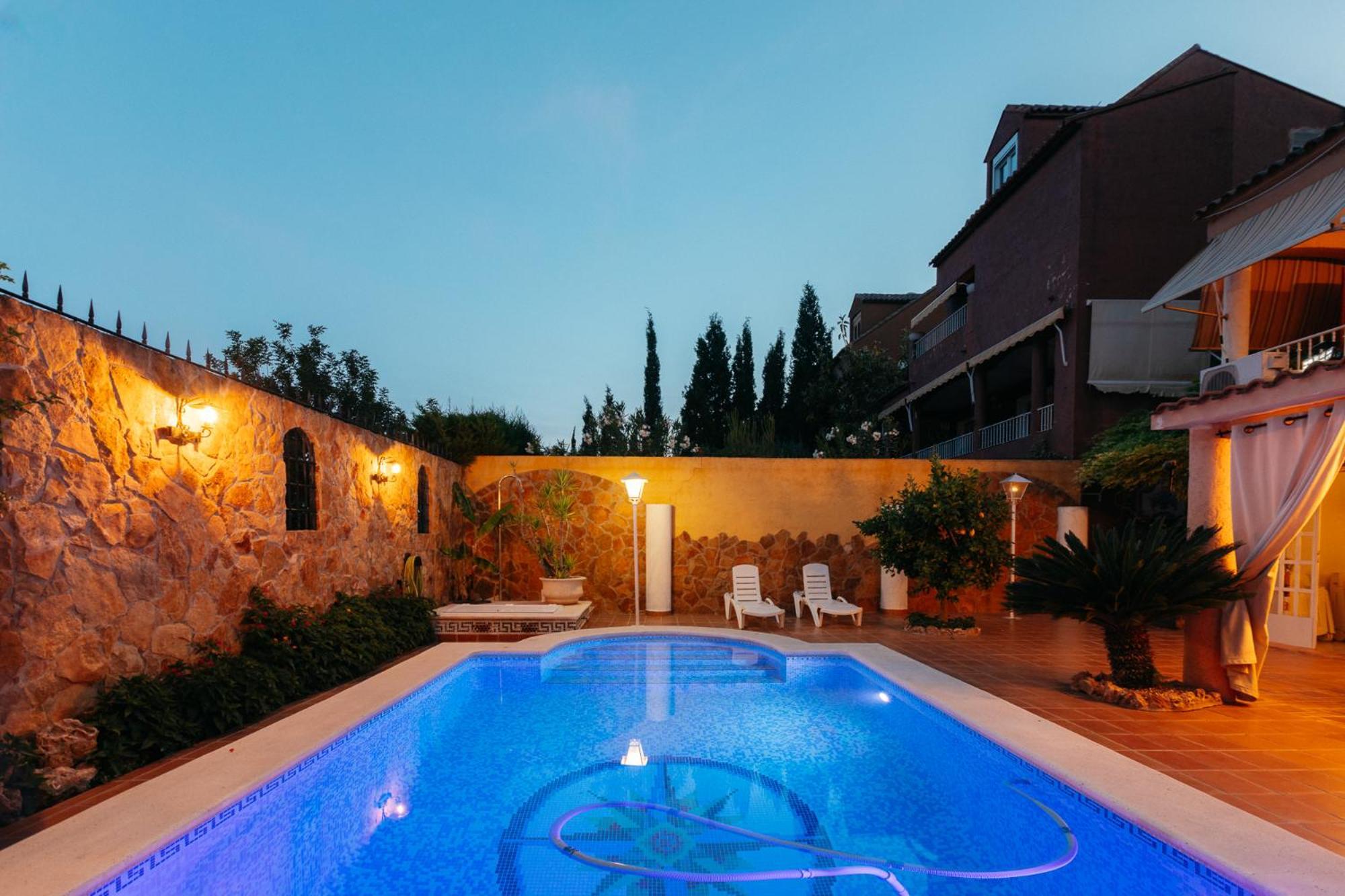 Chalet, Villa Rodeada De Naturaleza Piscina A Doce Klm De Valencia Y 7 Del Aeropuerto Zewnętrze zdjęcie