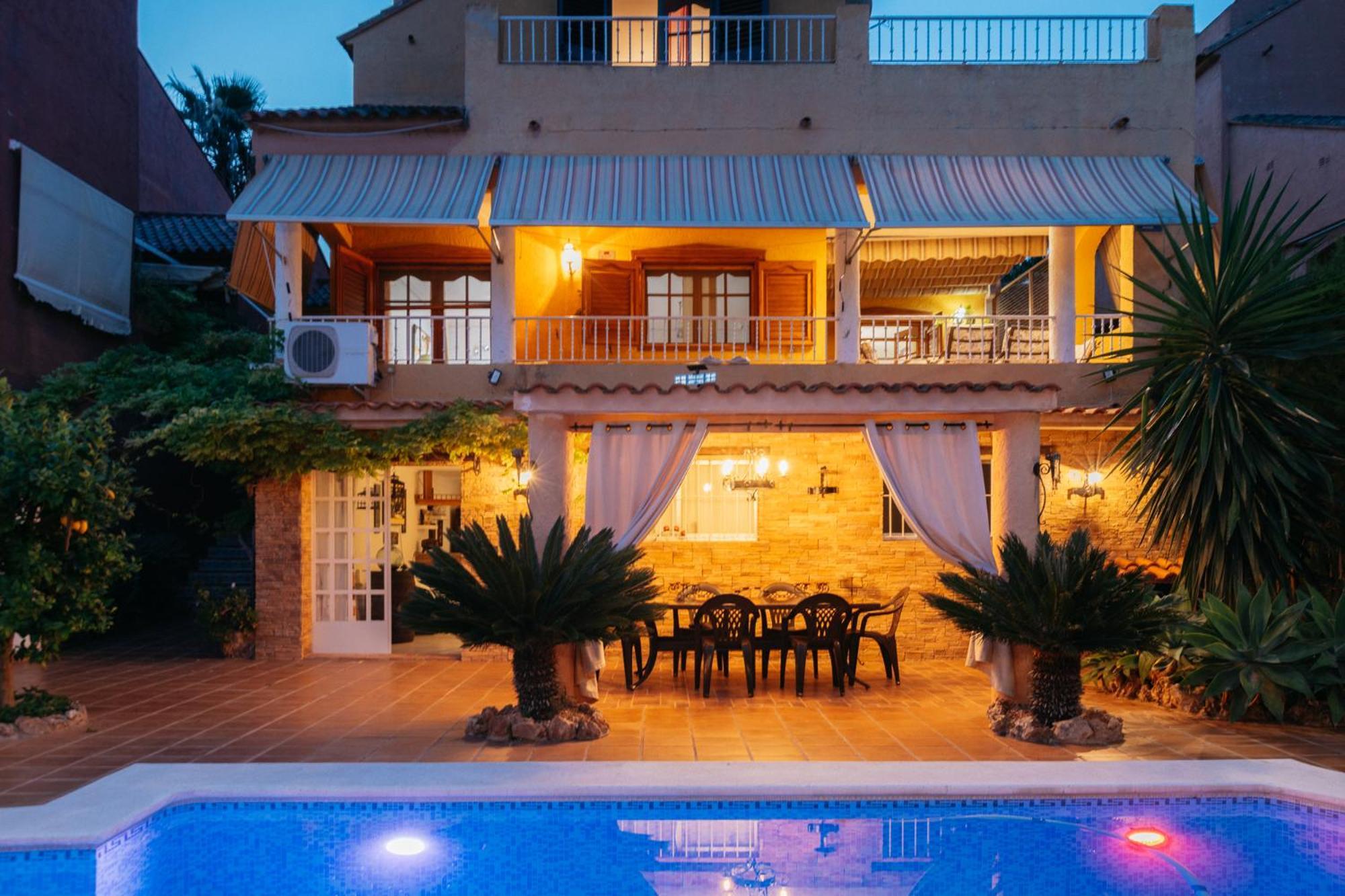 Chalet, Villa Rodeada De Naturaleza Piscina A Doce Klm De Valencia Y 7 Del Aeropuerto Zewnętrze zdjęcie